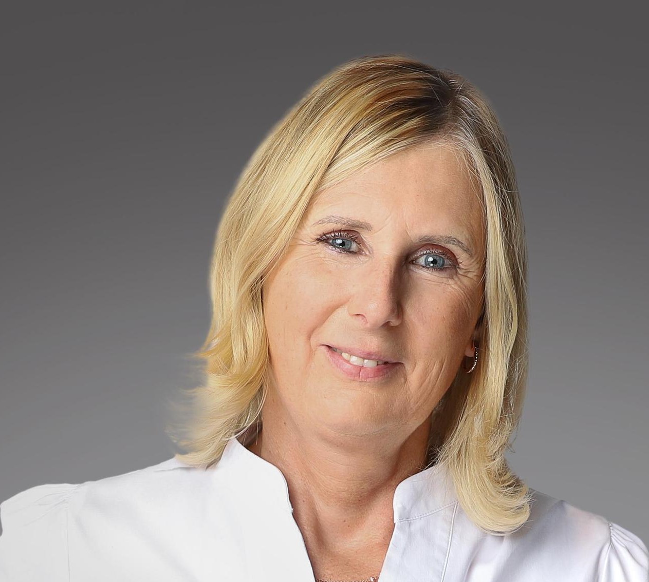Sylke Knapp, Sachbearbeiterin